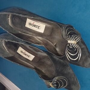 Gortz leather vintage style steel heel pumps, black & gold, sz 37